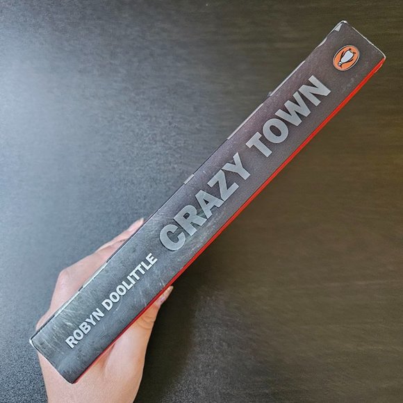 4/$25 Crazy Town: The Rob Ford Story by‎ Robyn Doolittle - Paperback - Picture 5 of 7